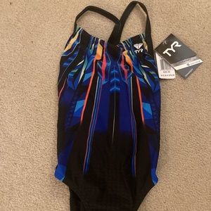 NWT TYR Bravos Diamondfit Competitive Swim Suit 28